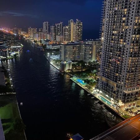 Studio 2Bed Beach Apmt With Amazing Views 30B Hallandale Beach Buitenkant foto