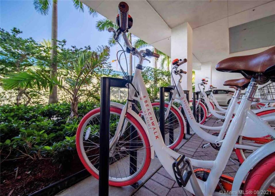 Studio 2Bed Beach Apmt With Amazing Views 30B Hallandale Beach Buitenkant foto
