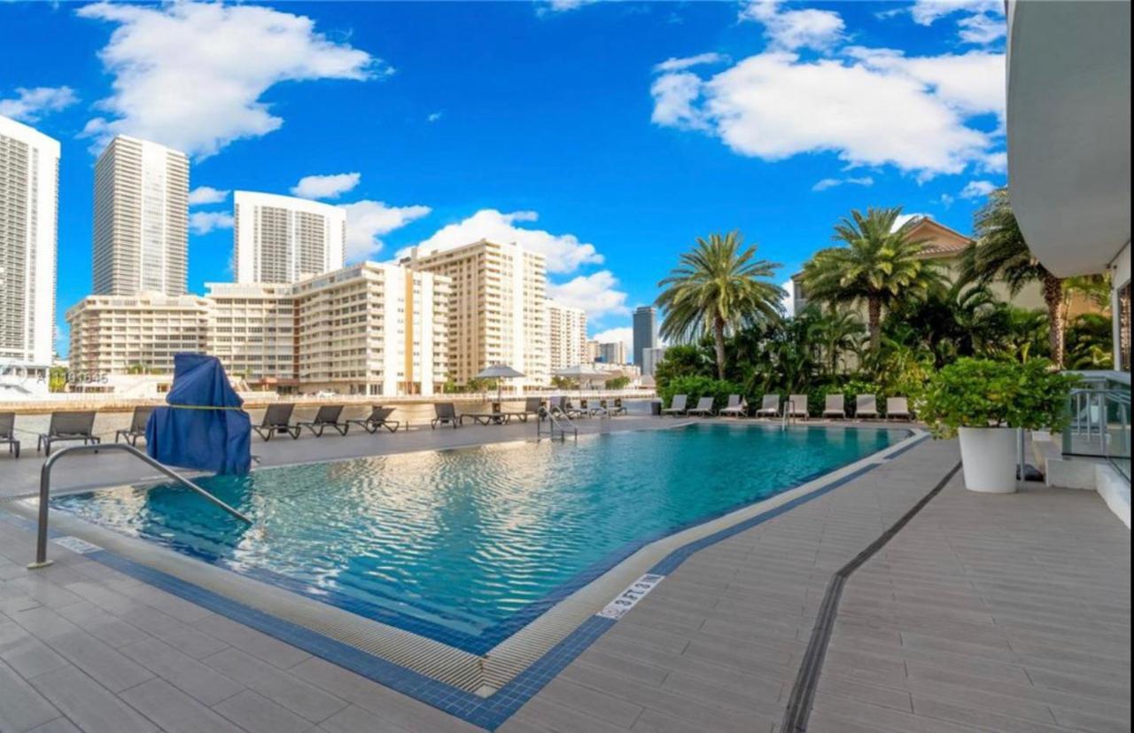 Studio 2Bed Beach Apmt With Amazing Views 30B Hallandale Beach Buitenkant foto